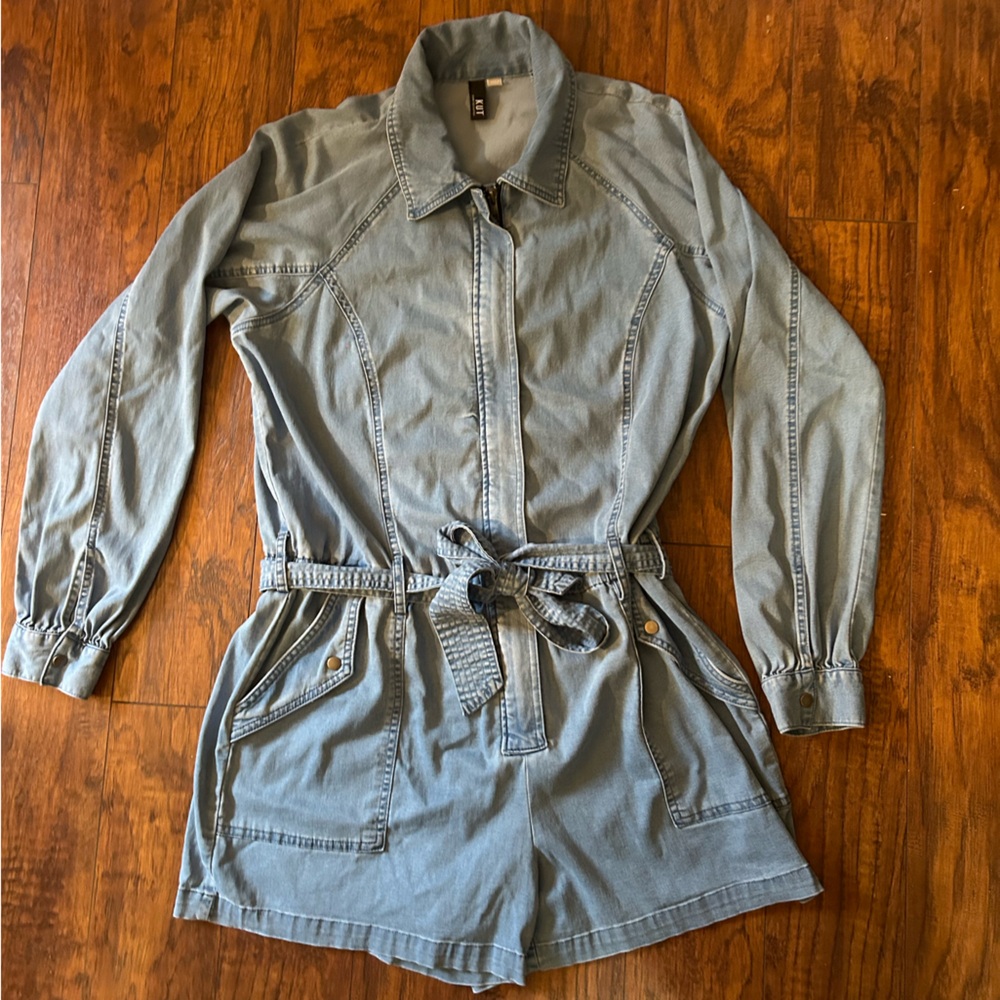 Kut from the Kloth Romper Size Medium Chambray Arabella Shorts Belt One-Piece